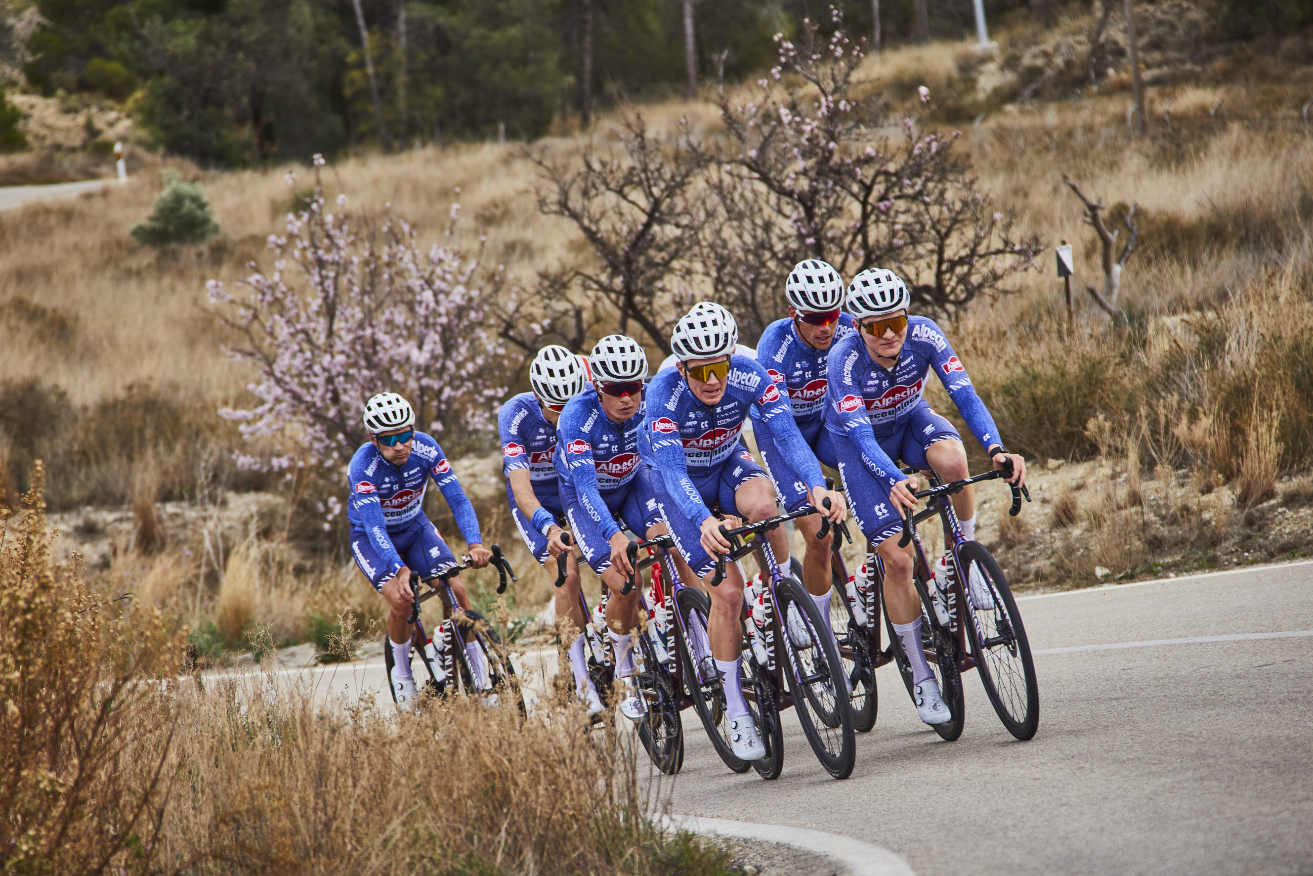 Alpecin team op de weg