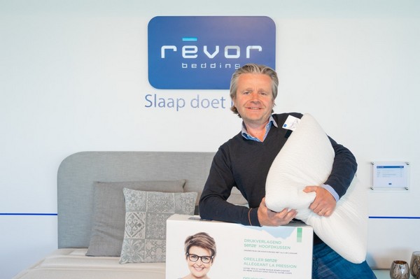 Jan Maes voor de skybox van Revor